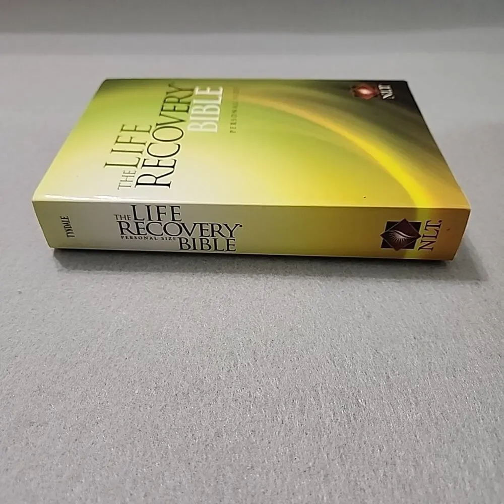 The Life Recovery Bible for 12 Steps Personal Size NLT‎ Paperback AA NA Serenity
